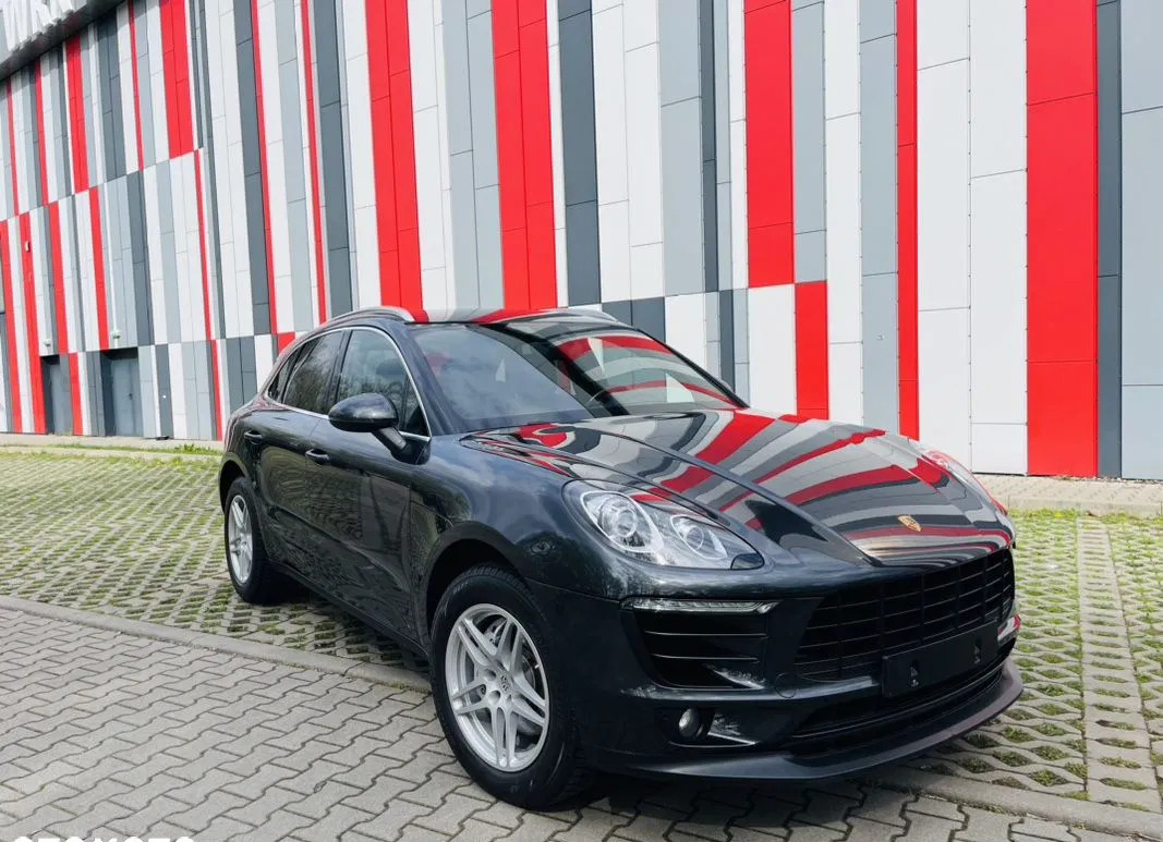 samochody osobowe Porsche Macan cena 165900 przebieg: 98600, rok produkcji 2017 z Kisielice